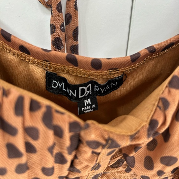 DYLAN RYAN Leopard Print Animal Print Blouse - Picture 4 of 6